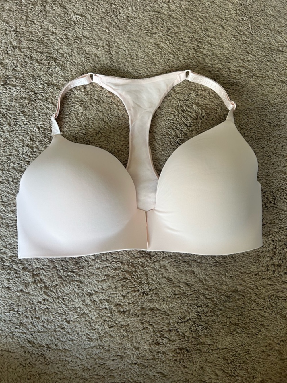 NWOT Victoria's Secret Light Pink Racerback Molded T-Shirt Bra front close